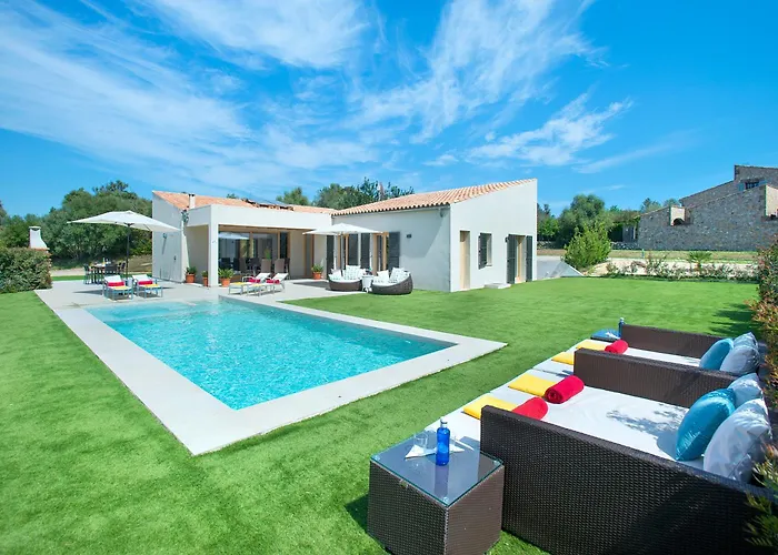 Owl Mir - Luxury Retreat