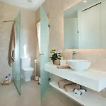 Owl Mir - Luxury Retreat Villa