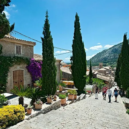 Villa Owl Mir - Luxury Retreat *