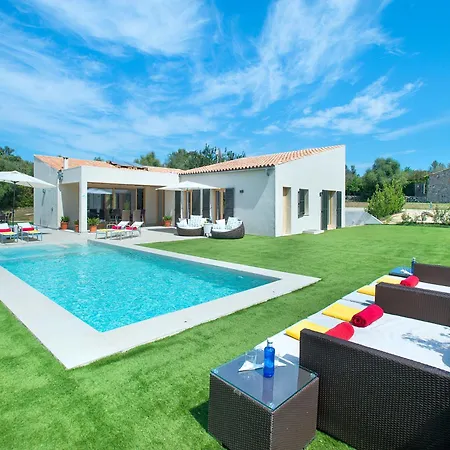 Owl Mir - Luxury Retreat